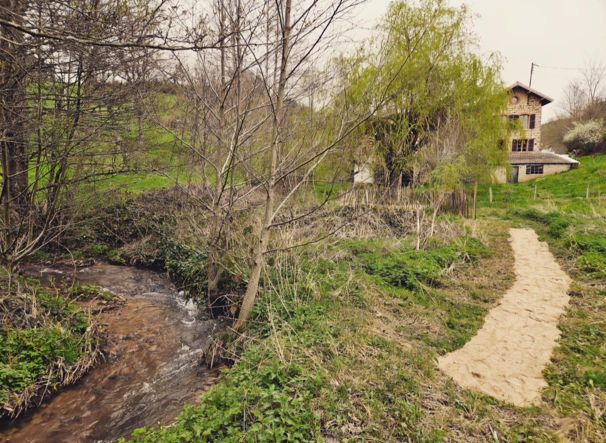La Fabrique Du Roncon Villa Saint-Bonnet-le-Troncy Exteriör bild