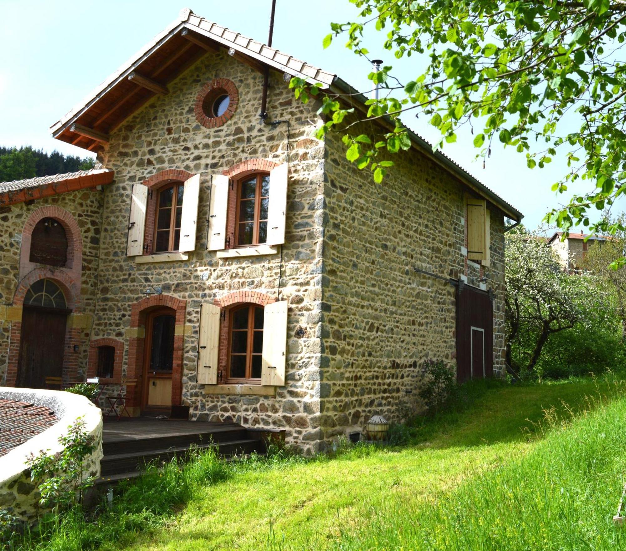 La Fabrique Du Roncon Villa Saint-Bonnet-le-Troncy Exteriör bild